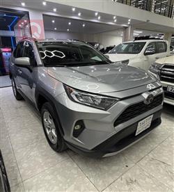 تۆیۆتا ڕاڤ 4